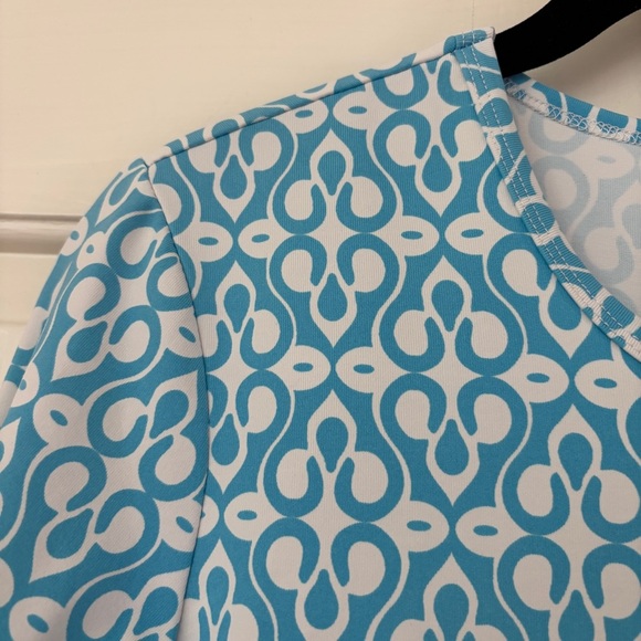 J. McLaughlin Catalina Cloth Shirt Signature Tee Blue Patterned Top‎ Size Small - Picture 3 of 10